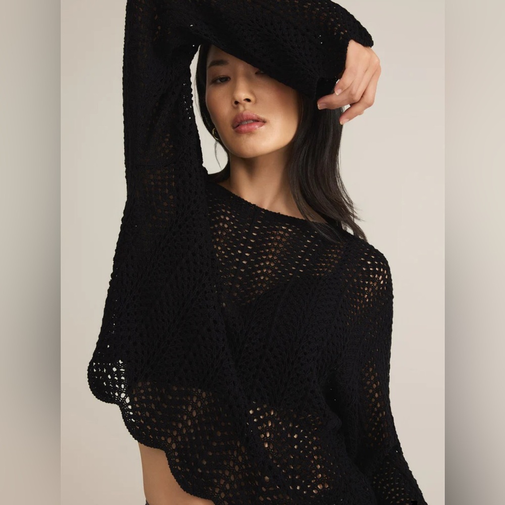 Z SUPPLY Crochet Top with gorgeous scallop waist & flowy arms